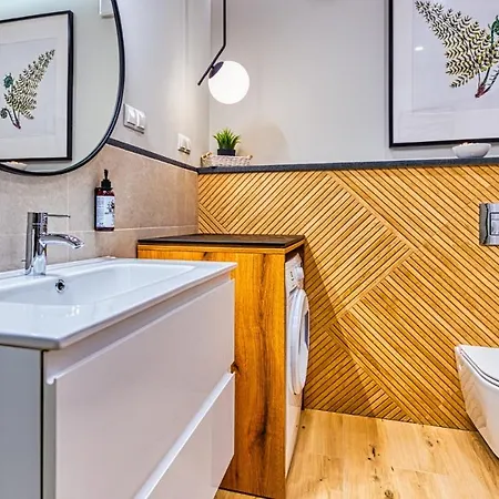 Vip Centrum - Wczasowa 17 By Royal Aparts *