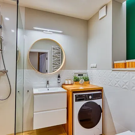 아파트 Vip Centrum - Wczasowa 17 By Royal Aparts