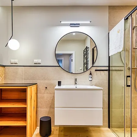 Vip Centrum - Wczasowa 17 By Royal Aparts Apartamento *