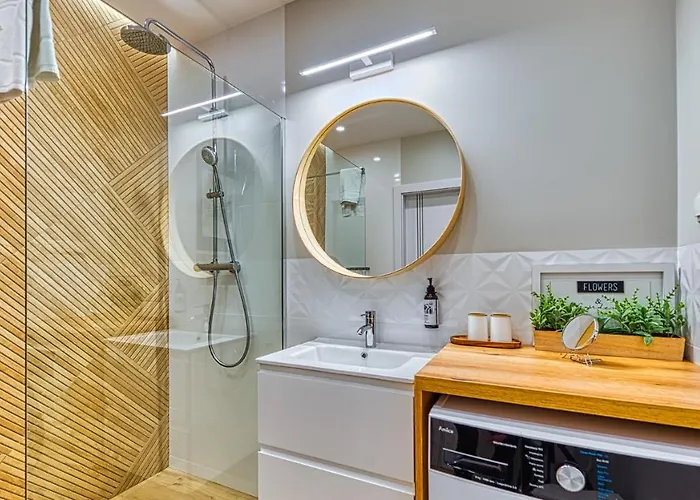 Vip Centrum - Wczasowa 17 By Royal Aparts Appartement *